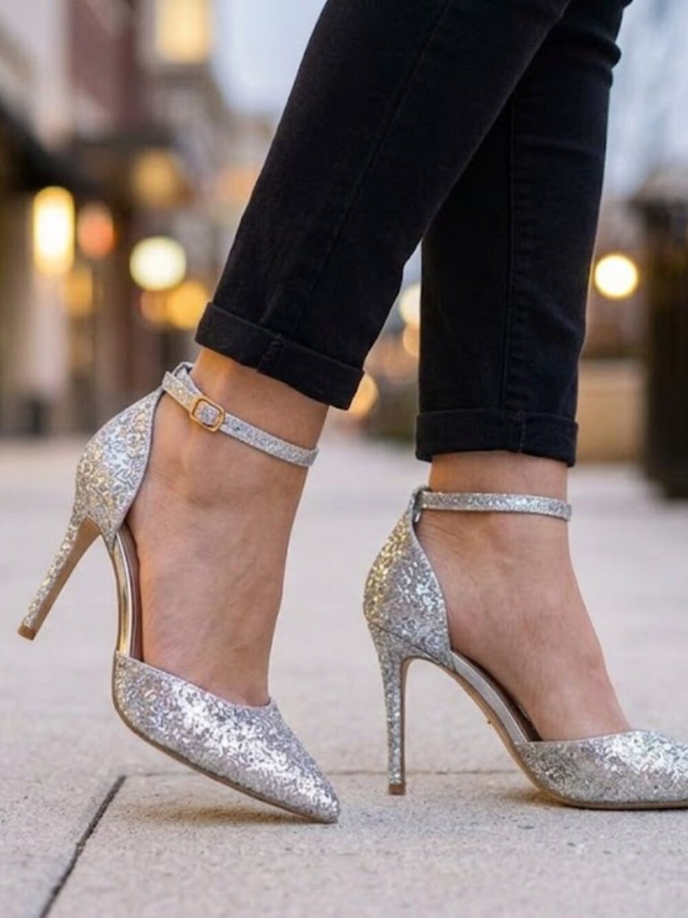 Showit Pointed Toe Pumps Elegant Glittery Golden Tone  Heels Size 40/US 8.5/9new